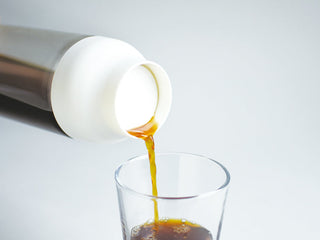 Kinto Capsule cold brew carafe 1000 ml - dark brown
